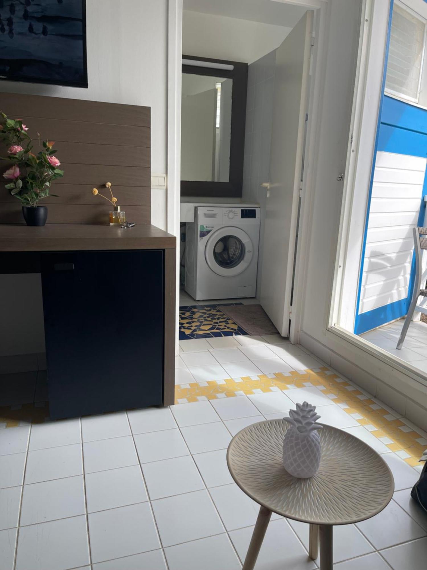 Studio 25 M Manganao Joela 4 Personnes Avec Machine A Laver (Adults Only) Saint-Francois  Exterior photo