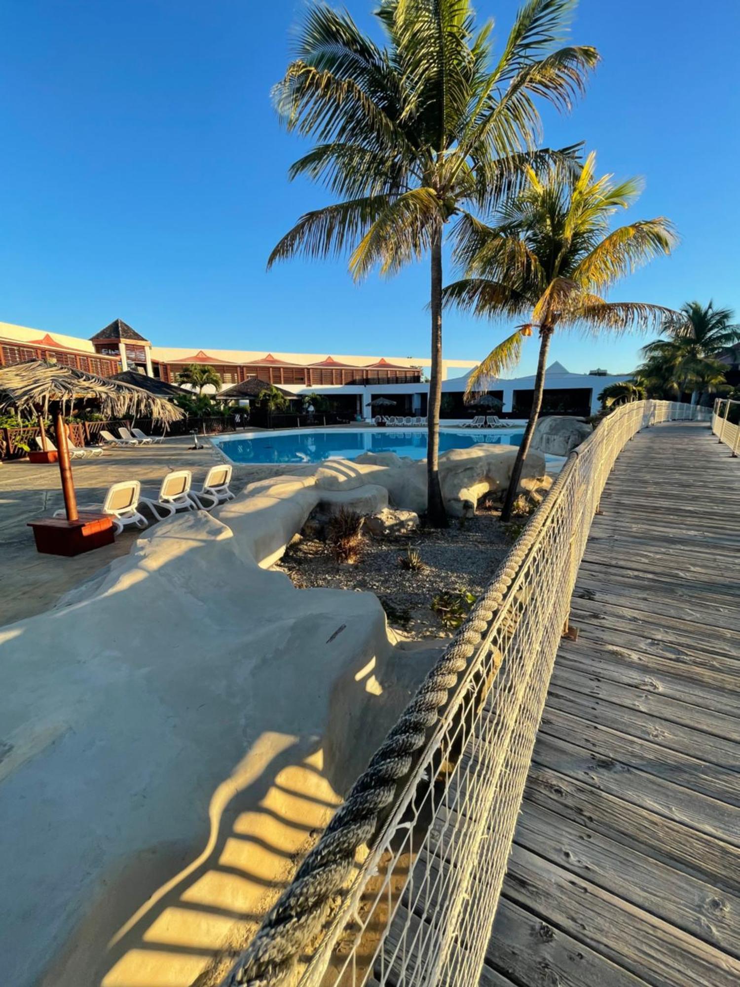 Studio 25 M Manganao Joela 4 Personnes Avec Machine A Laver (Adults Only) Saint-Francois  Exterior photo