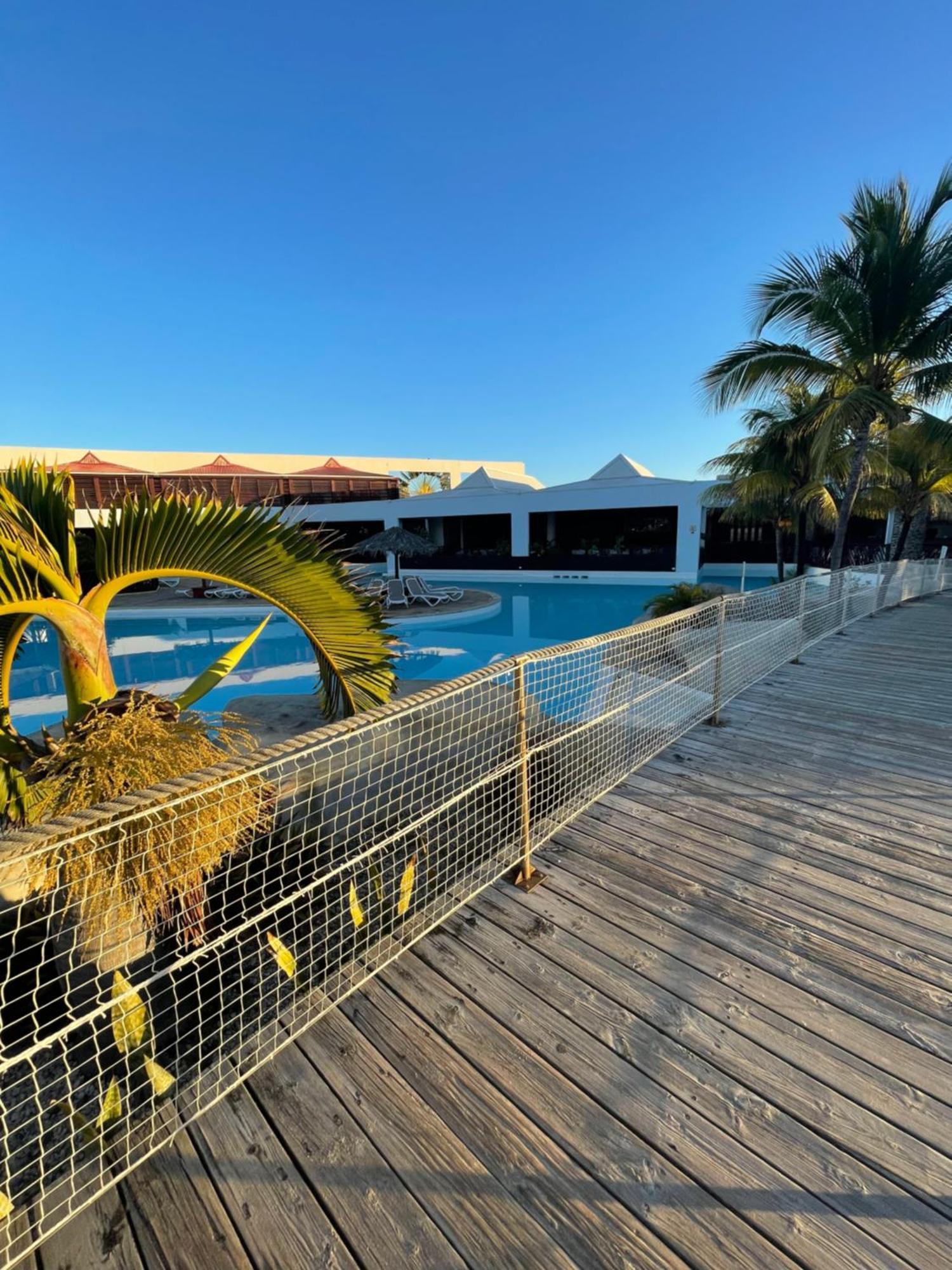 Studio 25 M Manganao Joela 4 Personnes Avec Machine A Laver (Adults Only) Saint-Francois  Exterior photo