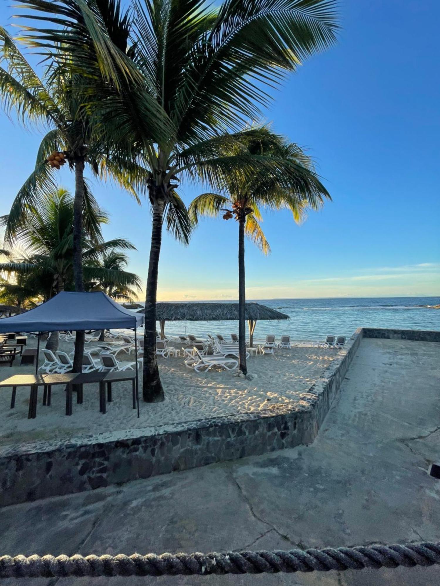 Studio 25 M Manganao Joela 4 Personnes Avec Machine A Laver (Adults Only) Saint-Francois  Exterior photo