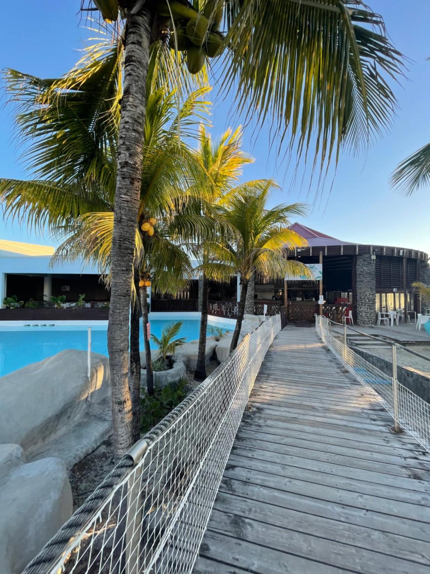 Studio 25 M Manganao Joela 4 Personnes Avec Machine A Laver (Adults Only) Saint-Francois  Exterior photo